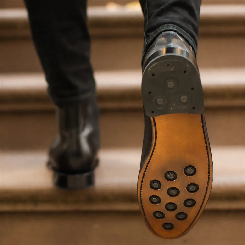 The Carver Chelsea Boot — Black