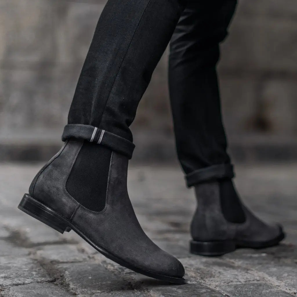 The Carver Chelsea Boot — Shadow Grey